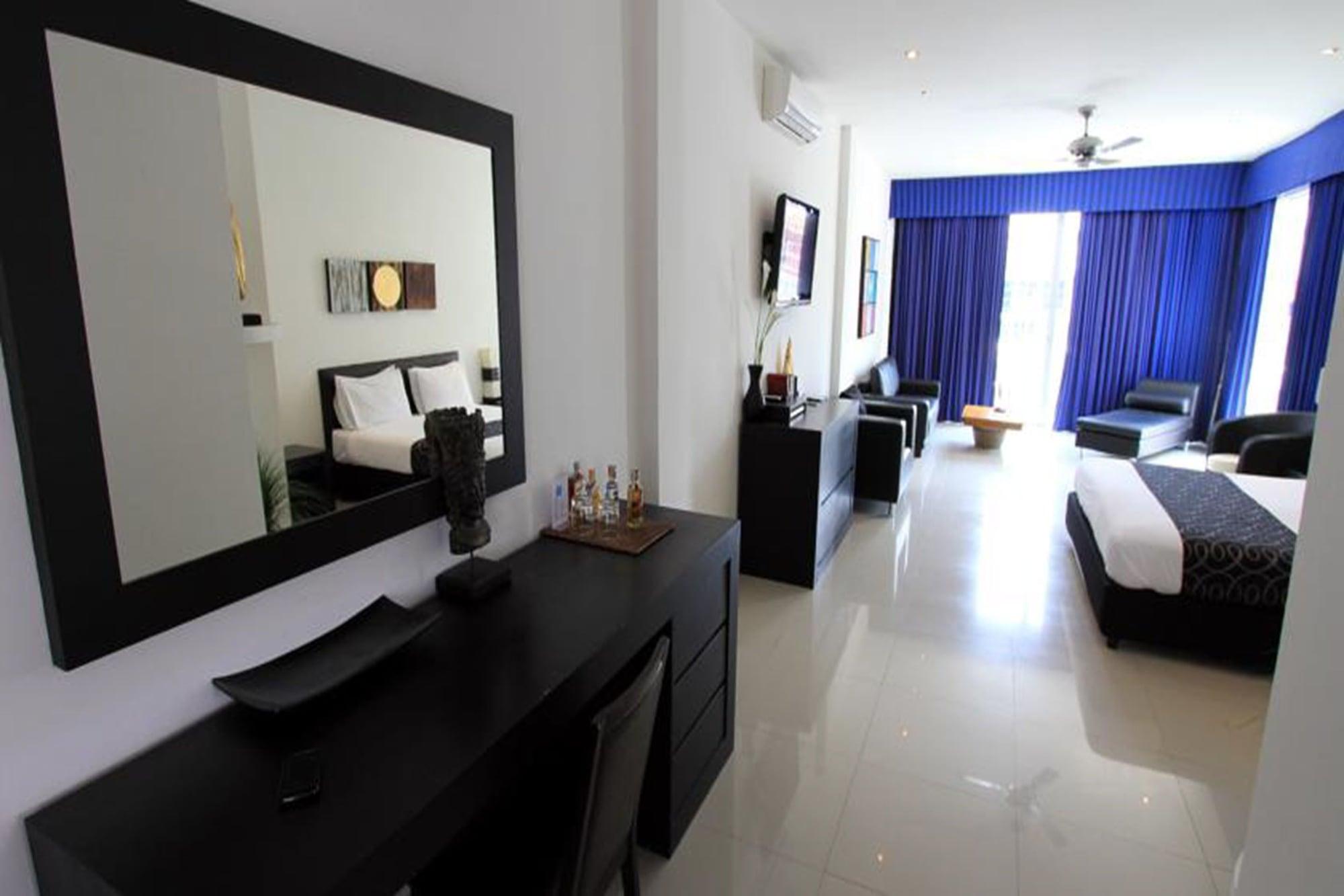 East Suites Pattaya Exterior photo