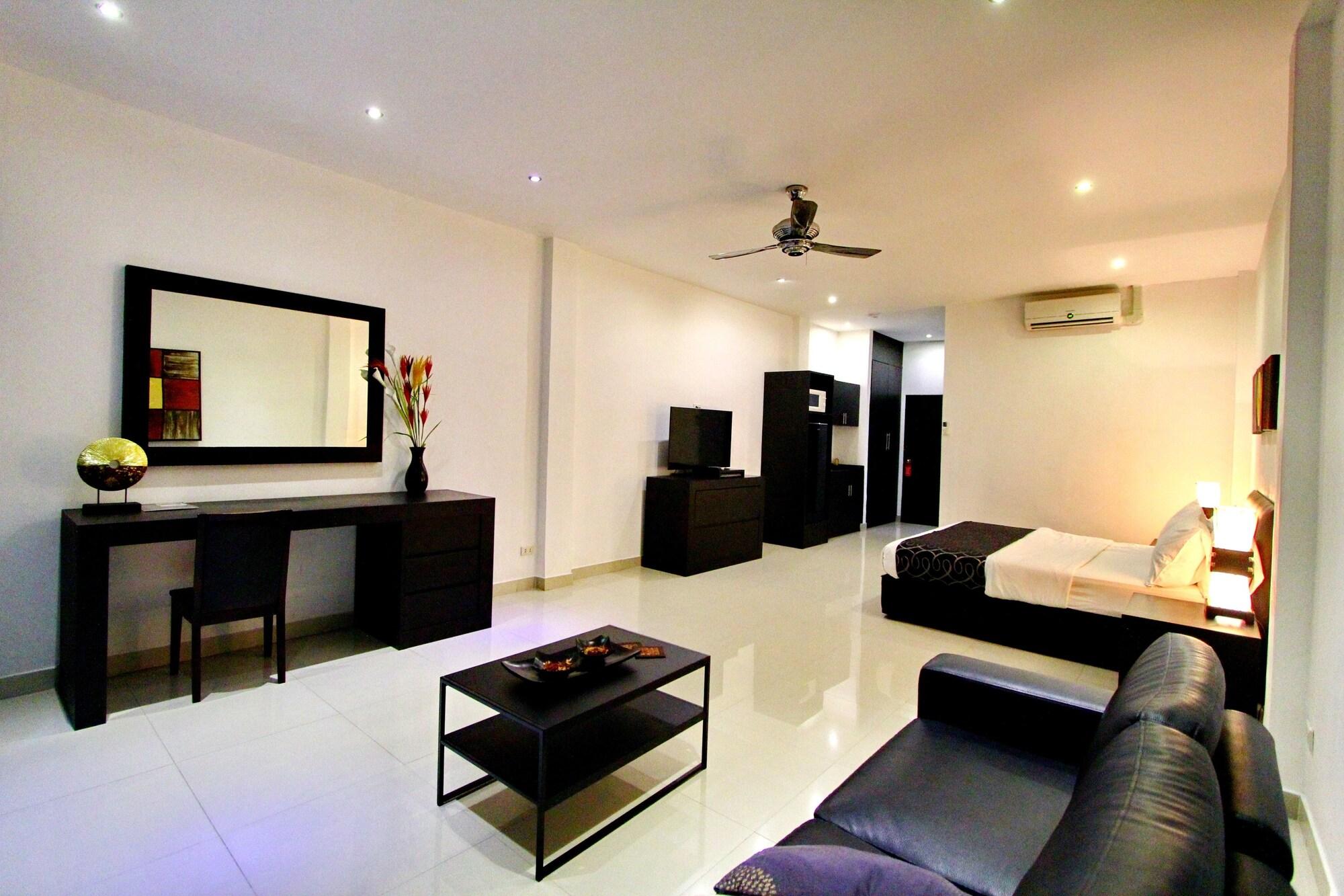 East Suites Pattaya Exterior photo