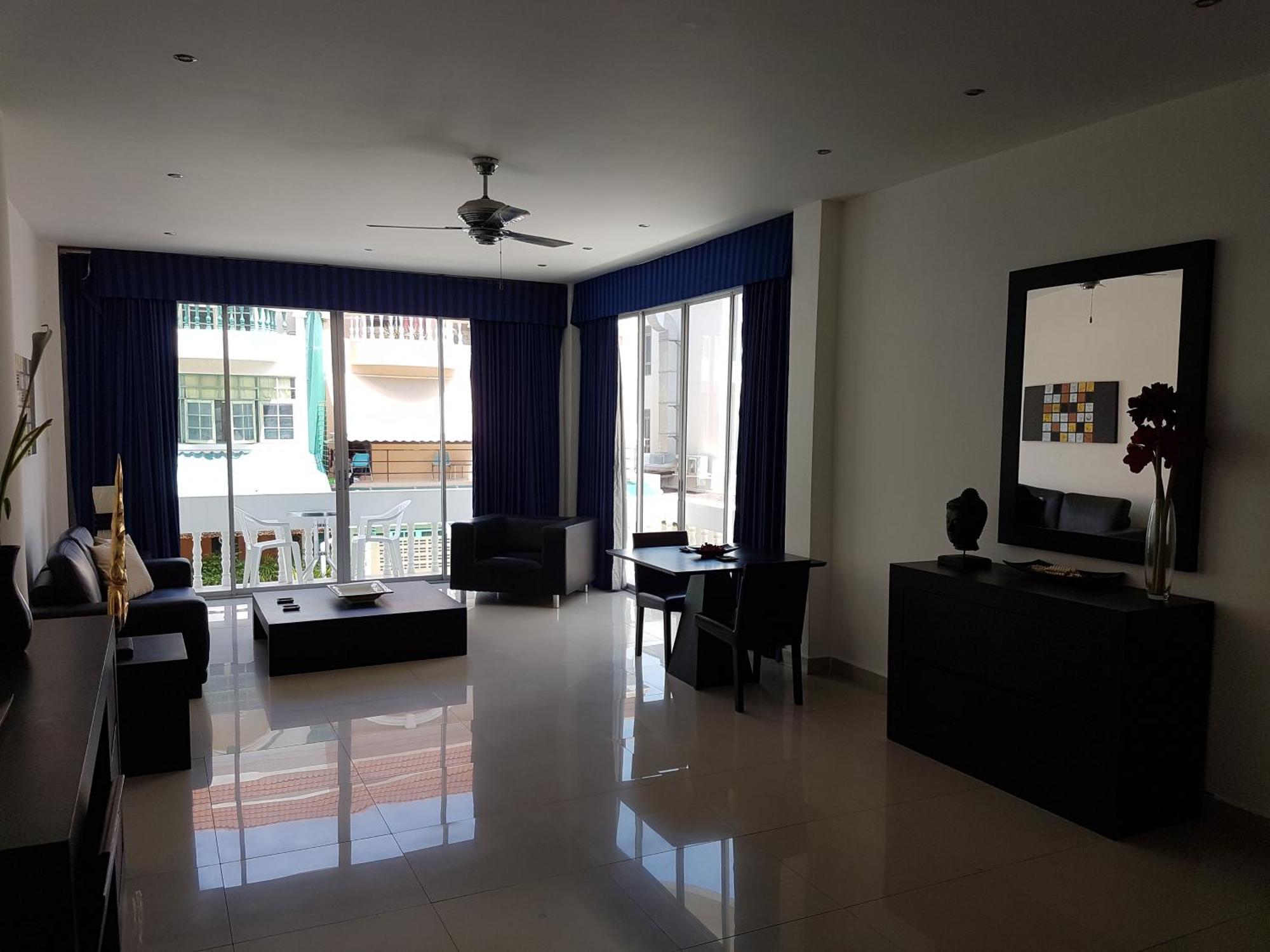 East Suites Pattaya Exterior photo