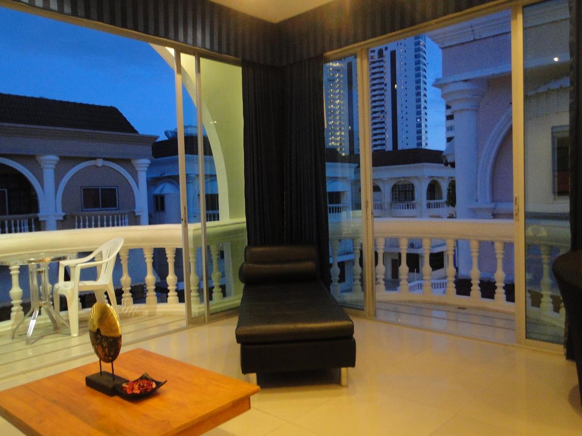East Suites Pattaya Exterior photo
