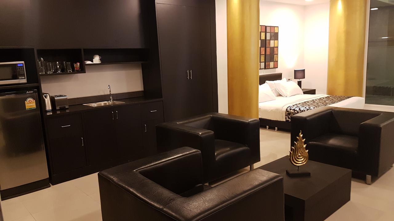 East Suites Pattaya Exterior photo